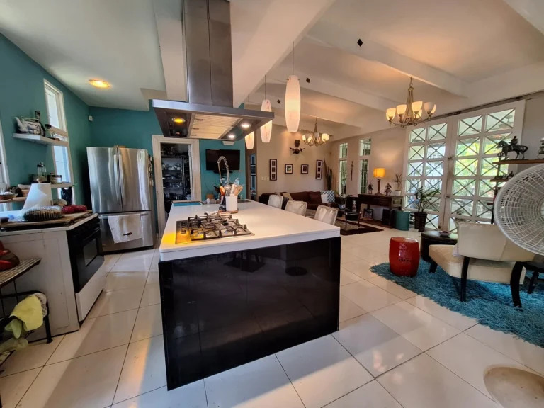 Casa en Venta en Ancón Panamá Panamá | $250,000 | MLS# 20098