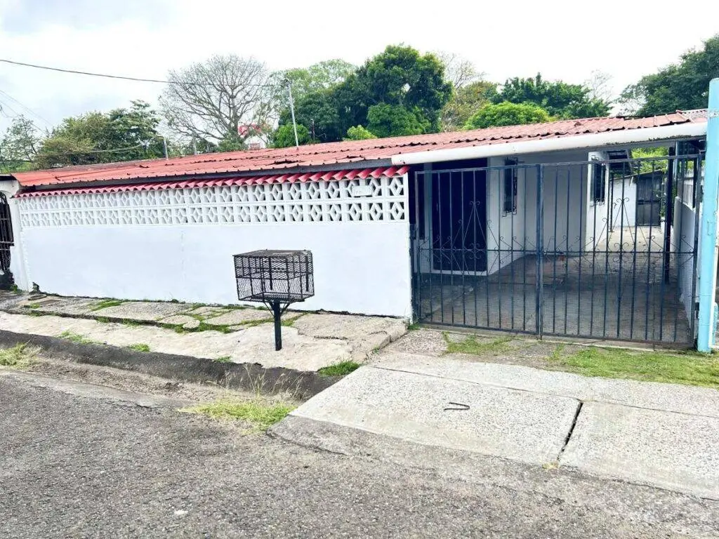 Casa en Venta en Juan Demóstenes Arosemena Panamá Oeste Panamá | $75,000 | MLS# 21893