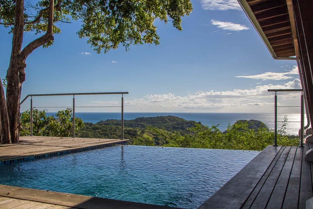 Casa en Venta en Oria Arriba Los Santos Panamá | $998,000 | MLS# 21984