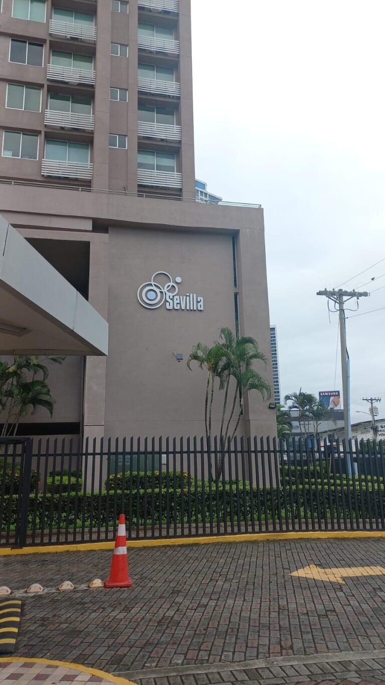 Apartamento en Venta en Juan Díaz Panamá Panamá | $304,000 | MLS# 22988