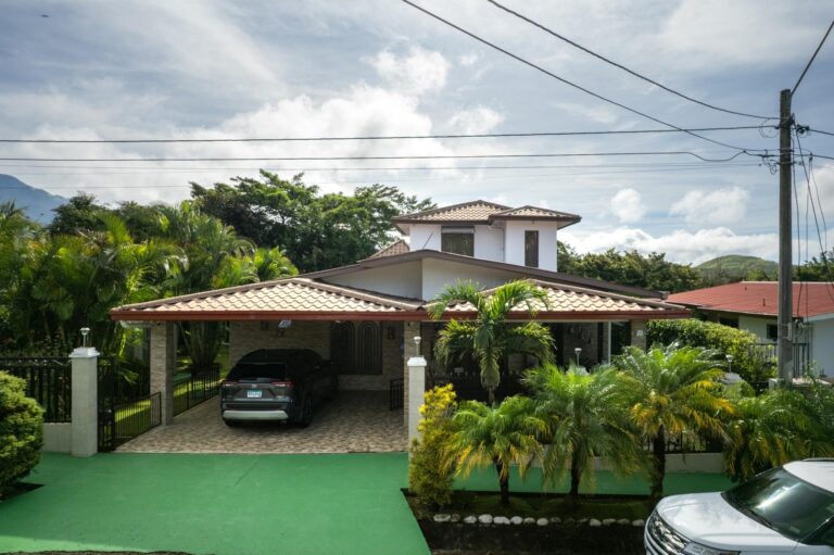 Casa en Venta en Alto Boquete Chiriqui Panamá | $355,000 | MLS# 23288