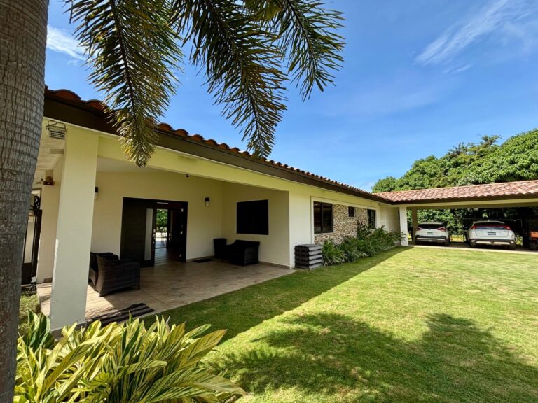 Casa en Alquiler en Nueva Gorgona Panamá Oeste Panamá | $750,000 | MLS# 23554