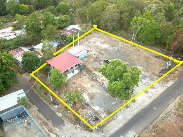 en Venta en 24 de Diciembre Panamá Panamá | $310,000 | MLS# 23629
