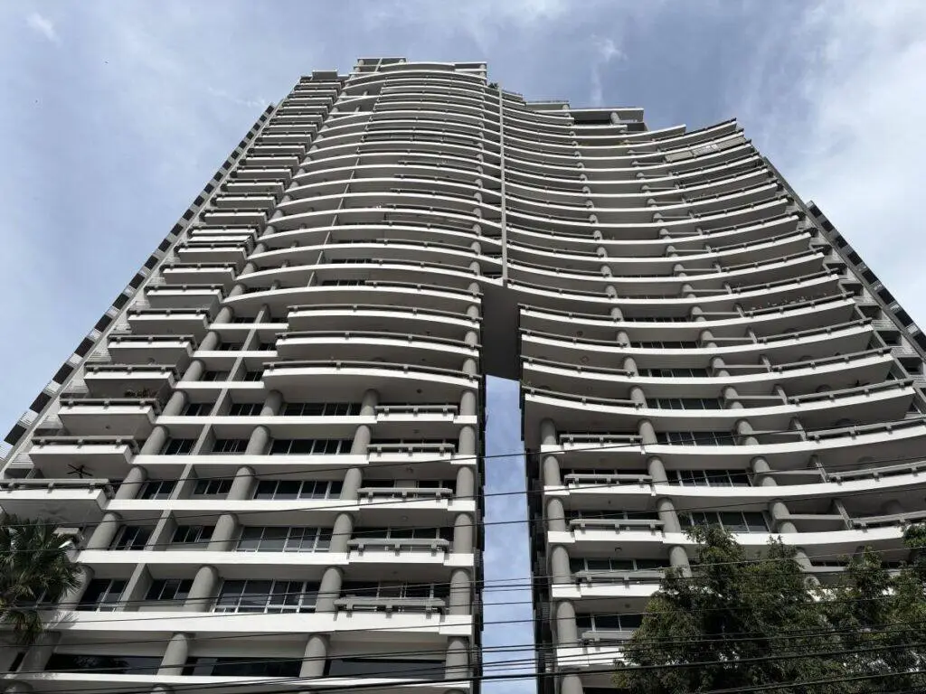 Apartamento en Venta en Bella Vista Panamá Panamá | $400,000 | MLS# 23643