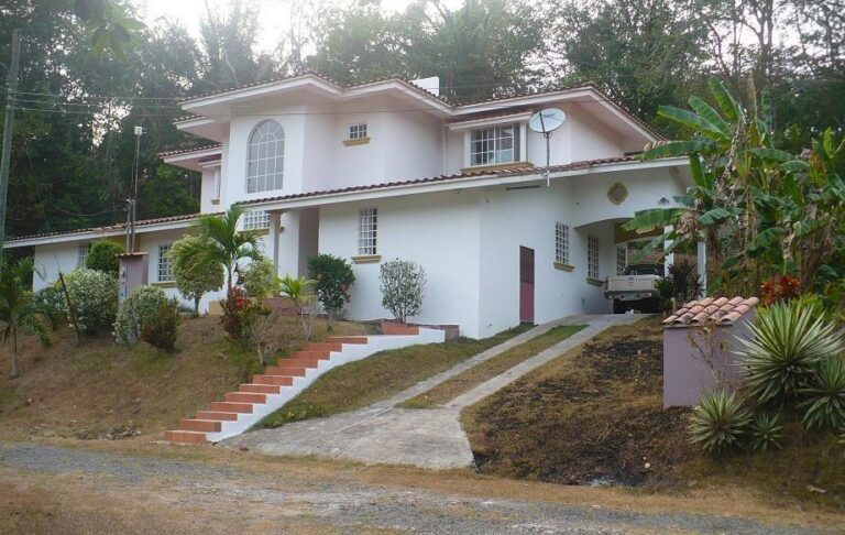 Casa en Venta en La Chorrera Panamá Oeste Panamá | $275,000 | MLS# 23828