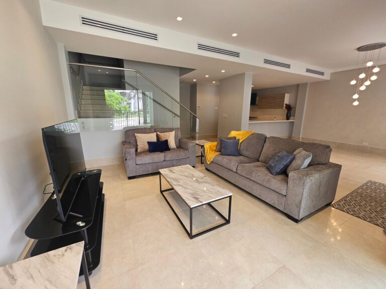 Casa en Venta en Juan Díaz Panamá Panamá | $998,000 | MLS# 23834