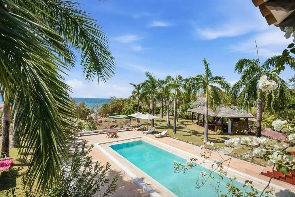 Casa en Venta en Pedasí Los Santos Panamá | $1,800,000 | MLS# 23896