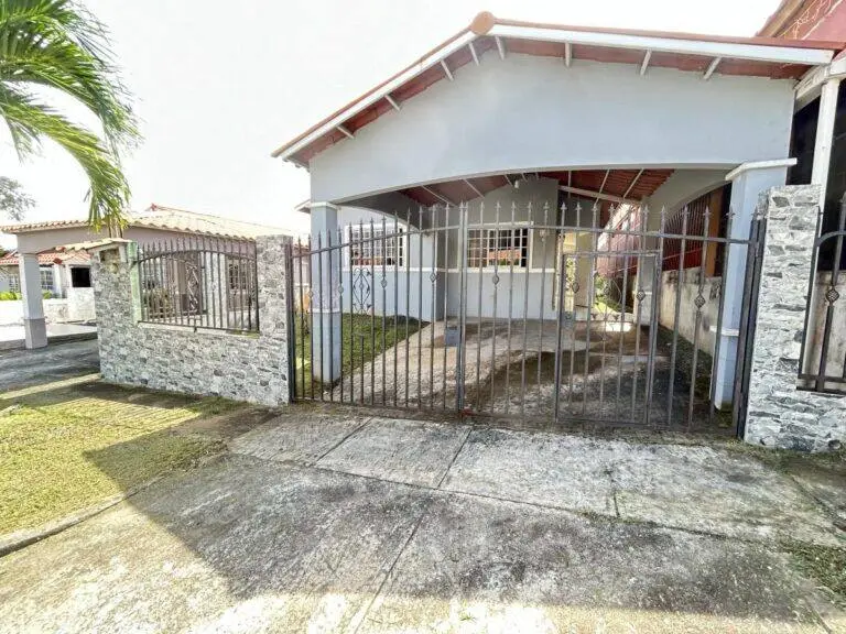Casa en Venta en Barrio Colón Panamá Oeste Panamá | $112,500 | MLS# 23978