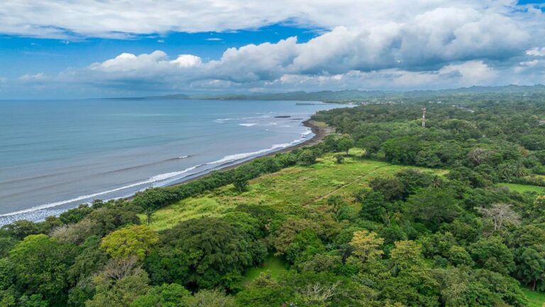 Terreno en Venta en Puerto Armuelles Chiriqui Panamá | $4,950,000 | MLS# 24000