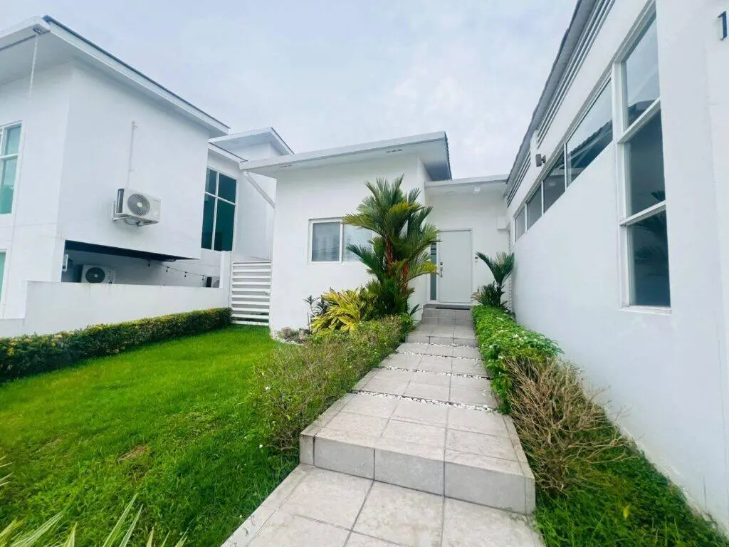Casa en Venta en Amelia Denis de Icaza Panamá Panamá | $465,000 | MLS# 24132