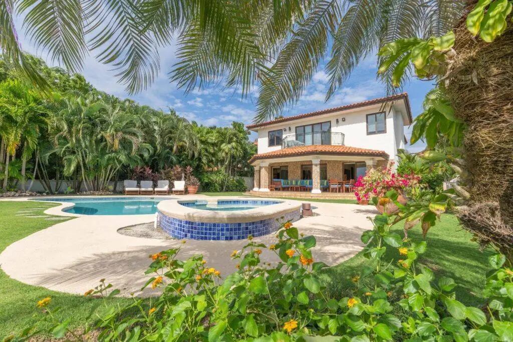 Casa en Venta en Río Hato Coclé Panamá | $2,200,000 | MLS# 24170