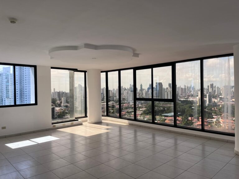 Apartamento en Venta en Pueblo Nuevo Panamá Panamá | $400,000 | MLS# 24254