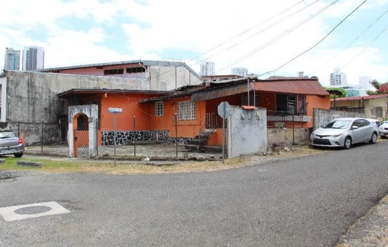 Casa en Venta en San Francisco Panamá Panamá | $242,000 | MLS# 24301