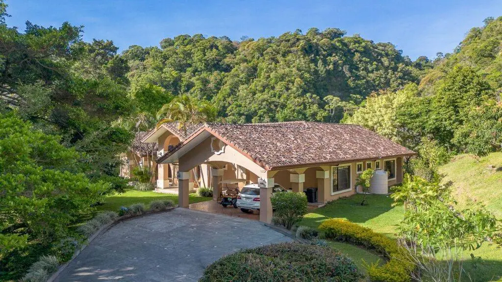 Casa en Venta en Bajo Boquete Chiriqui Panamá | $549,000 | MLS# 24355
