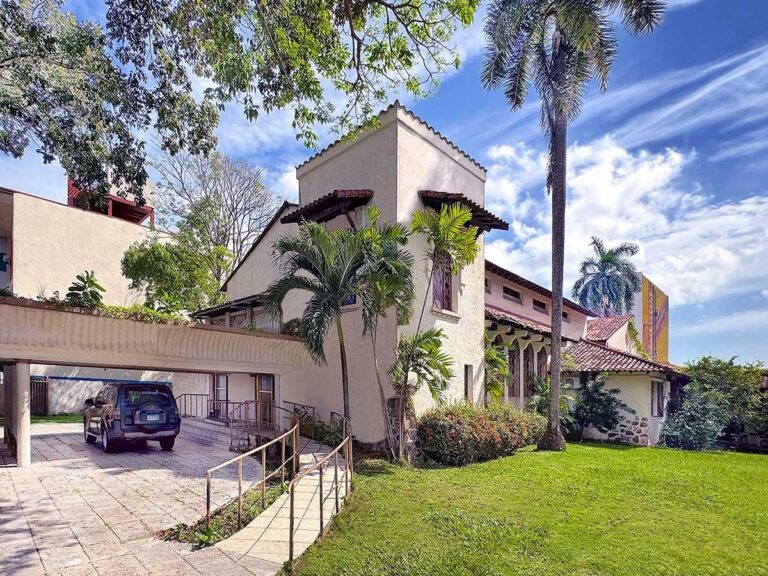 en Venta en Calidonia o la Exposición Panamá Panamá | $1,100,000 | MLS# 24368