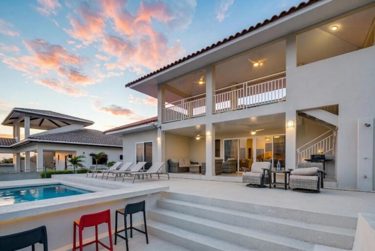 Casa en Venta en Pedasí Los Santos Panamá | $575,000 | MLS# 24460