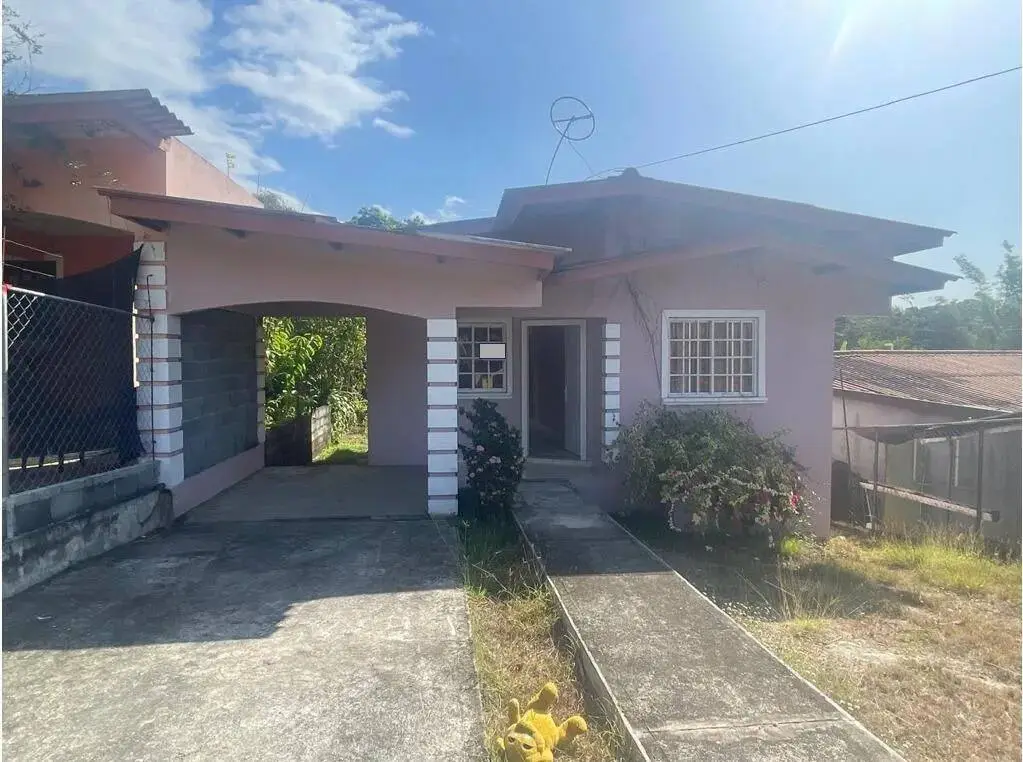 Casa en Venta en Santiago Veraguas Panamá | $73,000 | MLS# 24584