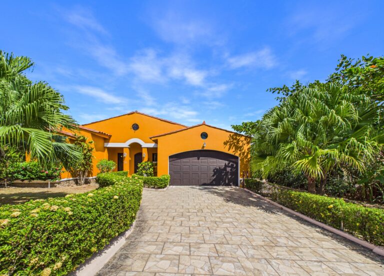Casa en Venta en San Carlos Panamá Oeste Panamá | $620,000 | MLS# 24605