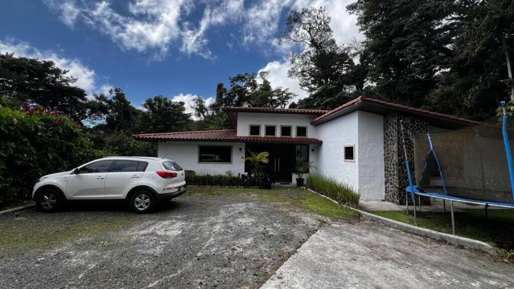 Casa en Venta en La Laguna Panamá Oeste Panamá | $299,995 | MLS# 24671