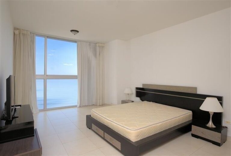 Apartamento en Venta en Bella Vista Panamá Panamá | $430,000 | MLS# 24841