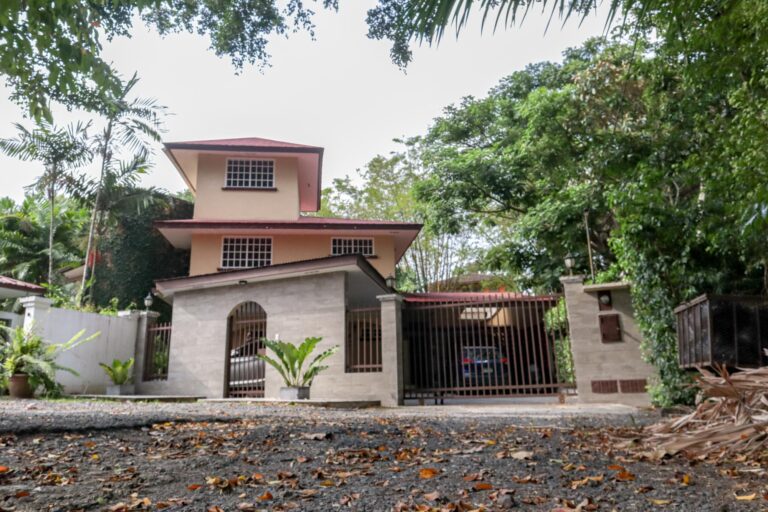 Casa en Venta en Ancón Panamá Panamá | $525,000 | MLS# 24850