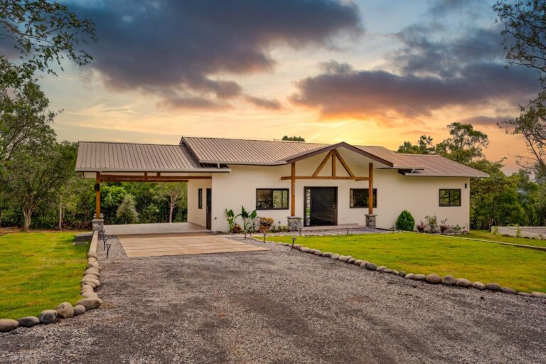 Casa en Venta en Dolega Chiriqui Panamá | $399,000 | MLS# 24874