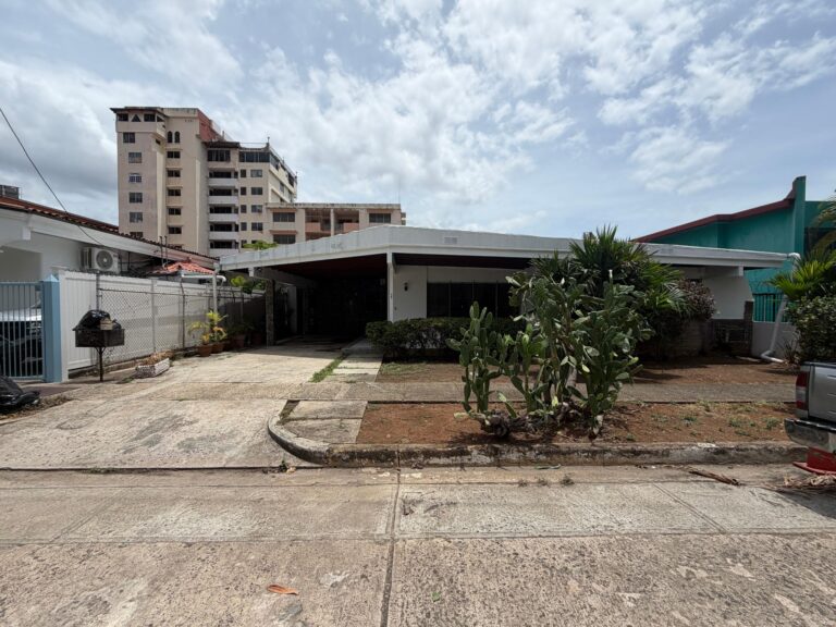 Casa en Venta en Bella Vista Panamá Panamá | $450,000 | MLS# 24980