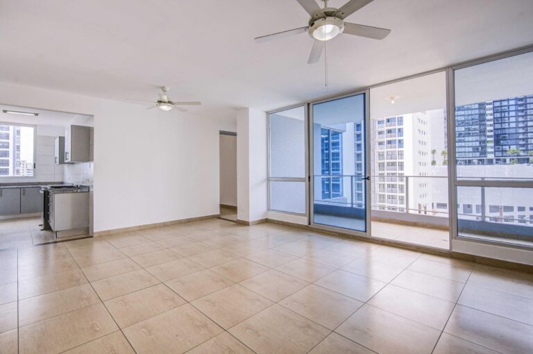 Apartamento en Venta en Bella Vista Panamá Panamá | $255,000 | MLS# 25021