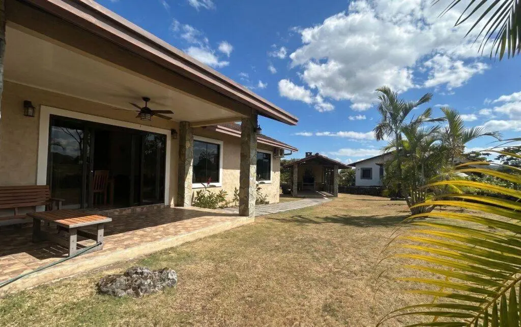 Casa en Venta en Dolega Chiriqui Panamá | $350,000 | MLS# 25053