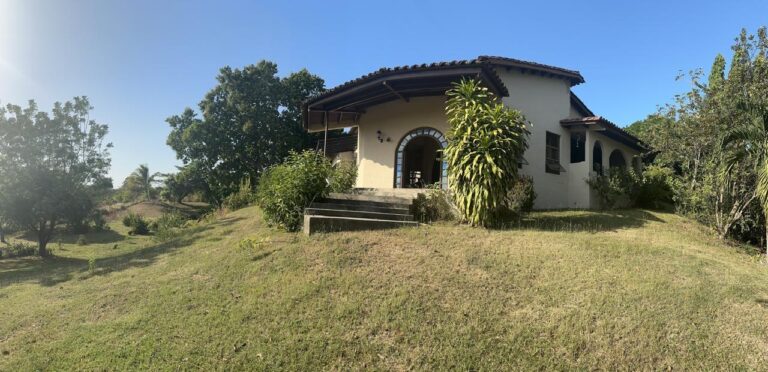 Casa en Venta en El Espino Panamá Oeste Panamá | $450,000 | MLS# 25152