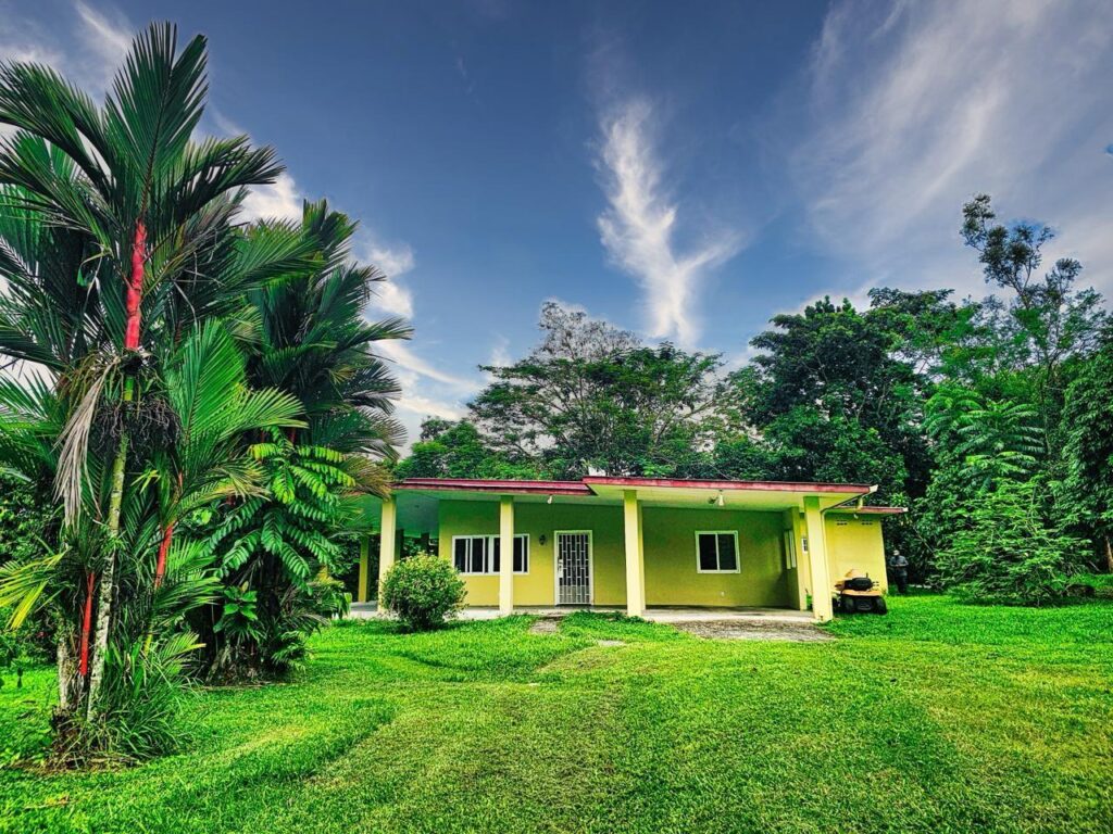 Casa en Venta en El Bongo Chiriqui Panamá | $329,000 | MLS# 25355