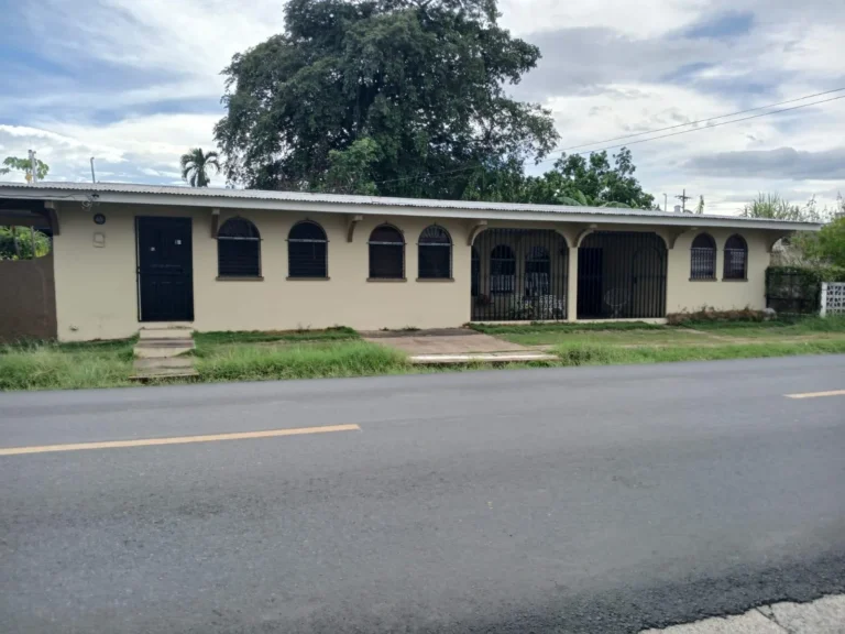 en Venta en Santiago Veraguas Panamá | $450,000 | MLS# 25356