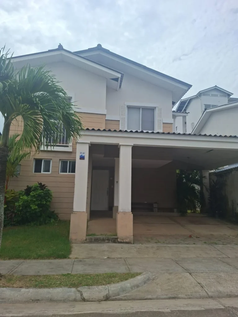 Casa en Venta en Vista Alegre Panamá Oeste Panamá | $206,795 | MLS# 25439