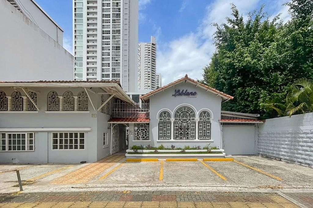 en Venta en Calidonia o la Exposición Panamá Panamá | $1,433,700 | MLS# 25458