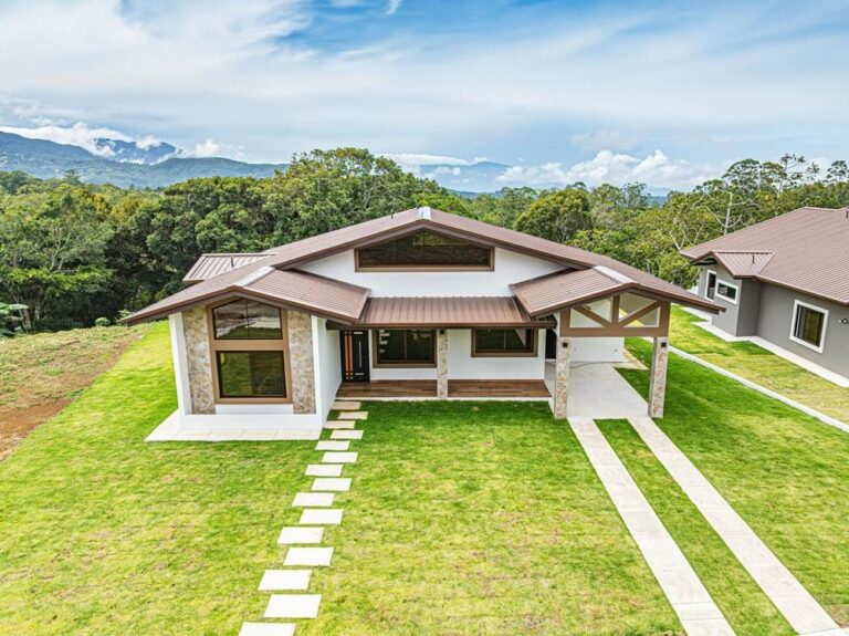Casa en Venta en Palmira Chiriqui Panamá | $364,000 | MLS# 25518