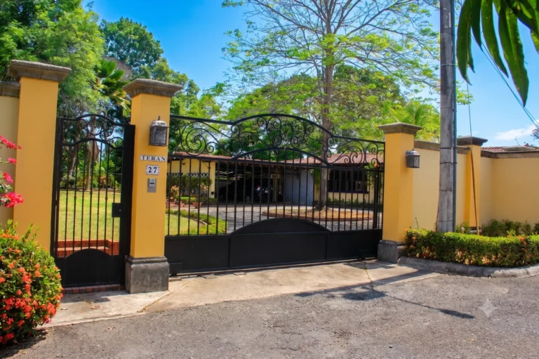 Casa en Venta en Las Cumbres Panamá Panamá | $600,000 | MLS# 25538