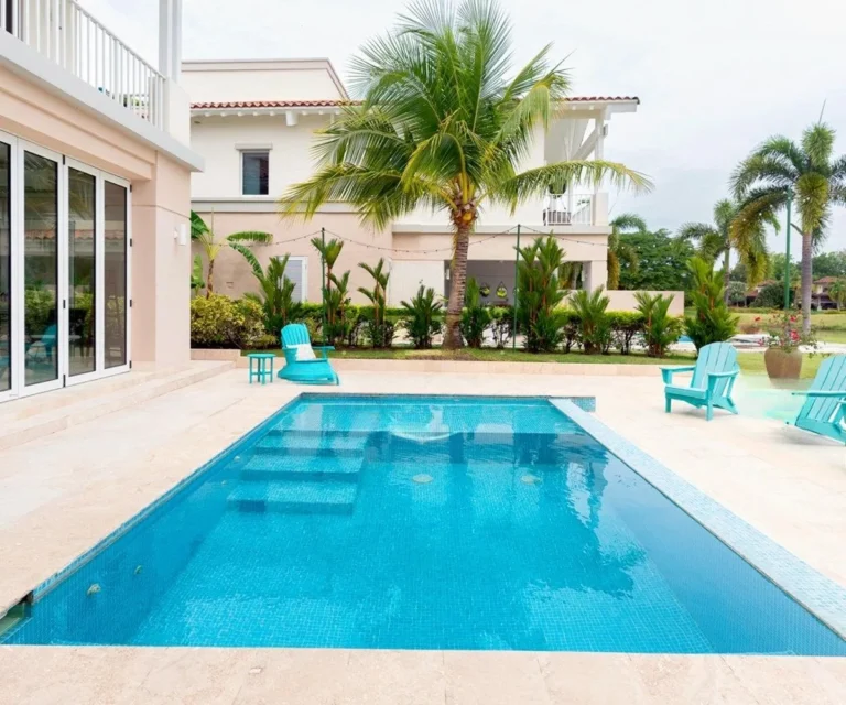 Casa en Venta en Anton Coclé Panamá | $1,395,000 | MLS# 25550