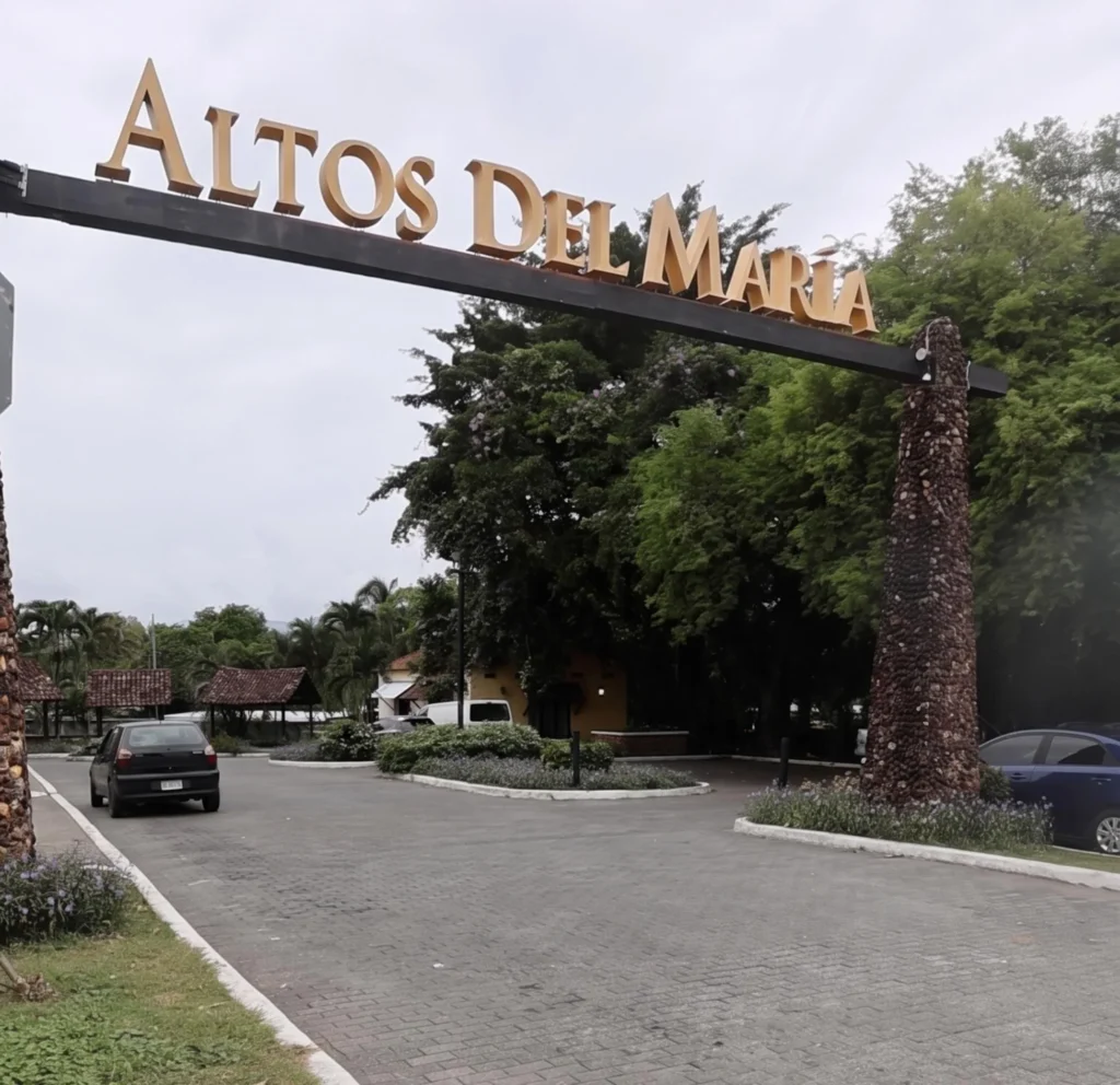 en Venta en Bejuco Panamá Oeste Panamá | $4,073,775 | MLS# 25599