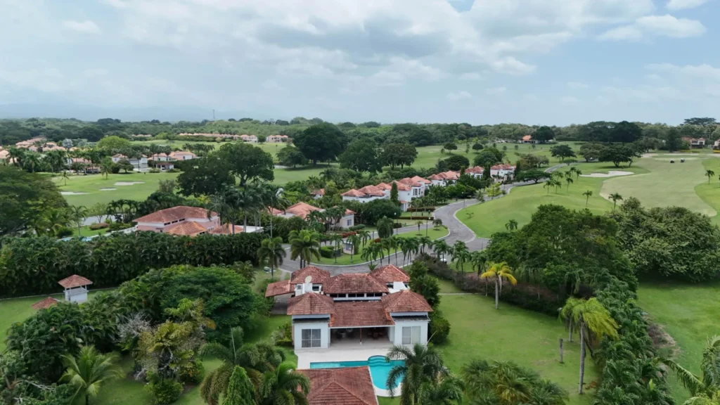 Casa en Venta en Río Hato Coclé Panamá | $725,000 | MLS# 25640