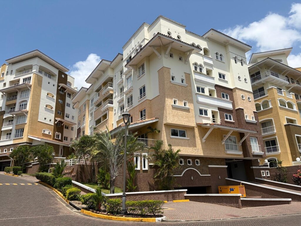 Apartamento en Venta en Veracruz Panamá Oeste Panamá | $169,000 | MLS# 25675